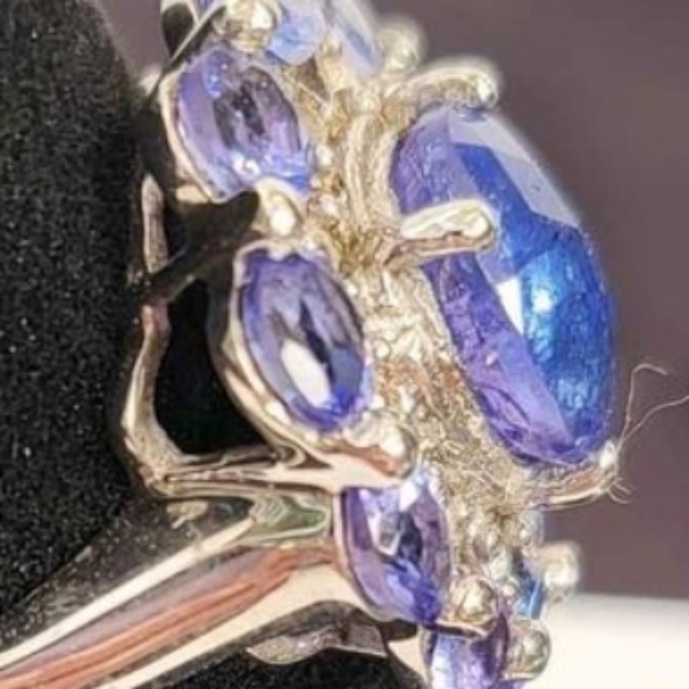 Kutamani tanzanite purple blue 4 Carat Ring set in Sterling Silver size 7 - Picture 4 of 4
